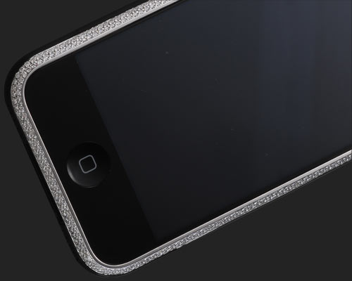 iPhone 3G Encrusted with 475 Diamonds!
