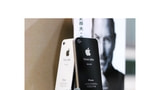 iPhone 4/4S Mod Pays Tribute to Steve Jobs