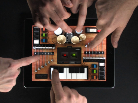 Rockmate App Lets Four Players Jam on One iPad