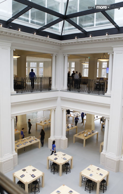 Photos of the Beautiful Apple Store in Amsterdam [Gallery]