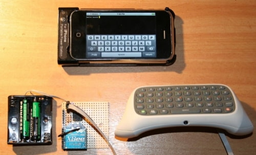 Xbox Chatpad Hacked to Work As iPhone Keyboard