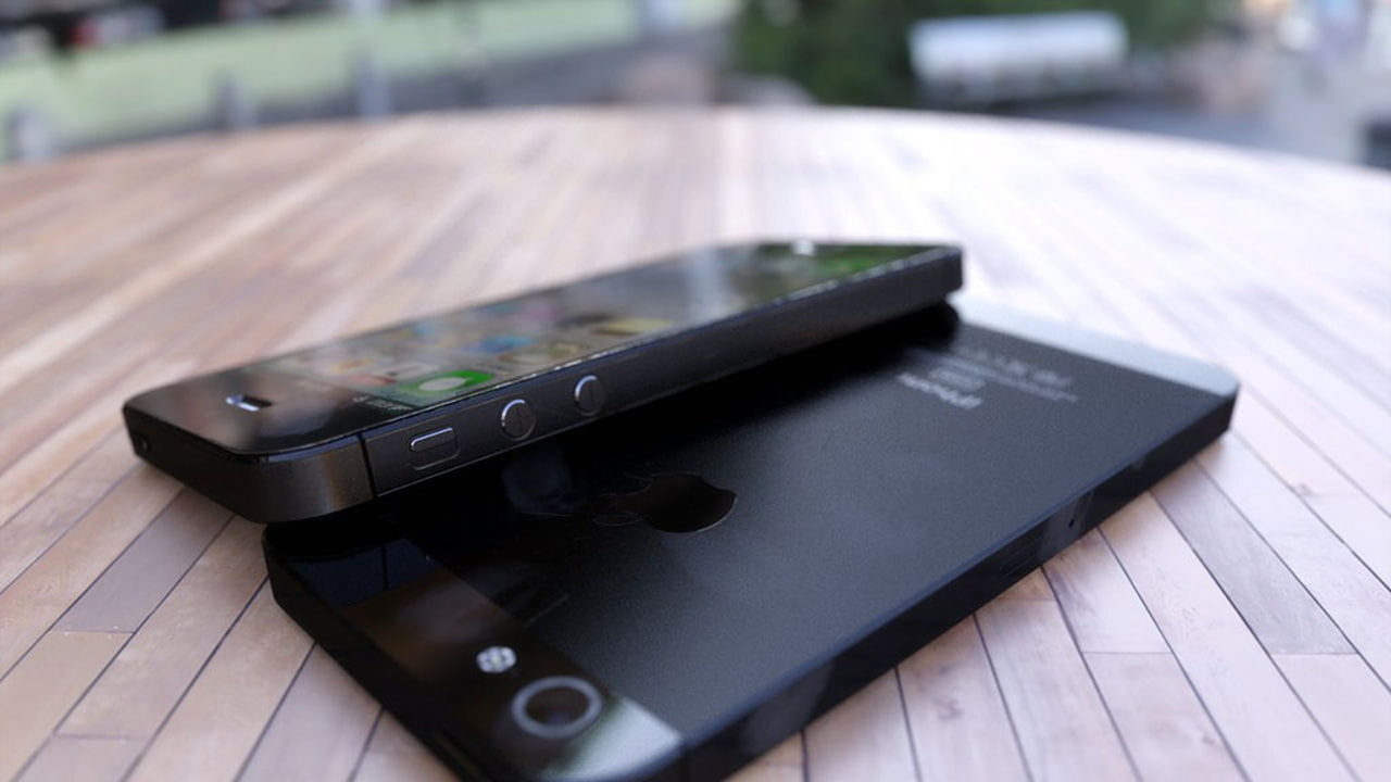 These 3D Renders of the 'iPhone 5' Look Amazing [Photos] - iClarified