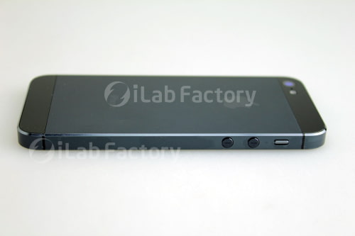 Leaked Photos of Fully Assembled &#039;iPhone 5&#039;?