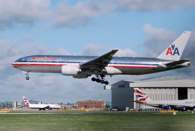 American Airlines Receives Approval to Use iPad During All Phases of Flight