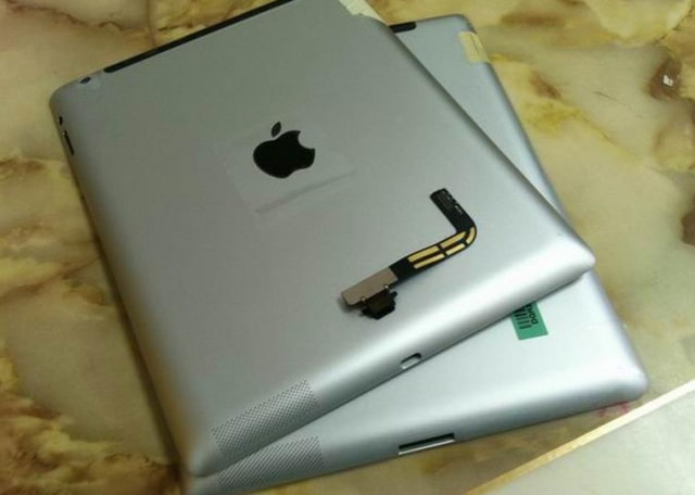 Leaked Photo of New 9.7-Inch iPad Rear Shell With Lightning?