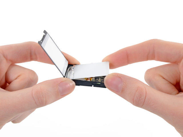 iFixit Tears Down the Pebble Smart Watch [Images]