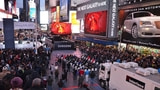 Thousands Gathered in Times Square to Watch Samsung Galaxy S 4 Unveil [Photos]