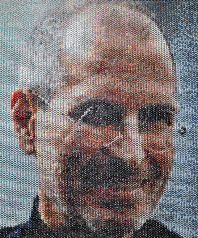 Steve Jobs Bubble Wrap Art [Photo]