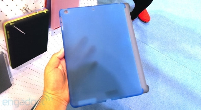 Leaked iPad Cases Show New Design, Announcement June 18th? [Photos]