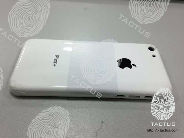 Polycarbonate Shell for Low Cost iPhone Allegedly Leaked [Photo]