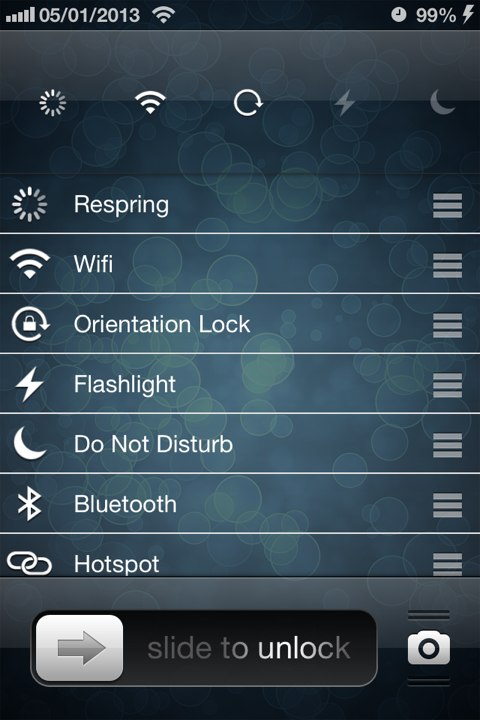 LockscreenToggles Tweak Adds Easy Access Toggles to Your Lockscreen