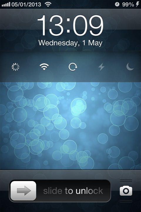 LockscreenToggles Tweak Adds Easy Access Toggles to Your Lockscreen