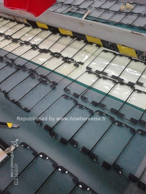 Leaked Photos Show iPhone 5S Frame on the Assembly Line?