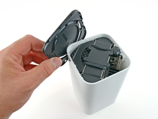 New 2013 802.11ac AirPort Extreme Teardown [Photos]