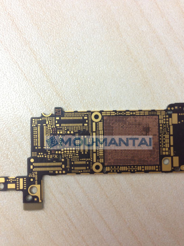 Leaked Logic Board Allegedly for the &#039;iPhone 5S&#039; [Photos]