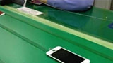 Leaked Photo Allegedly Shows iPhone 5S Front Panel on Assembly Line
