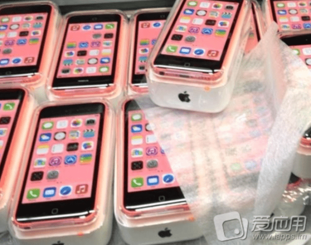 Photos Allegedly Show iPhone 5C Retail Packaging