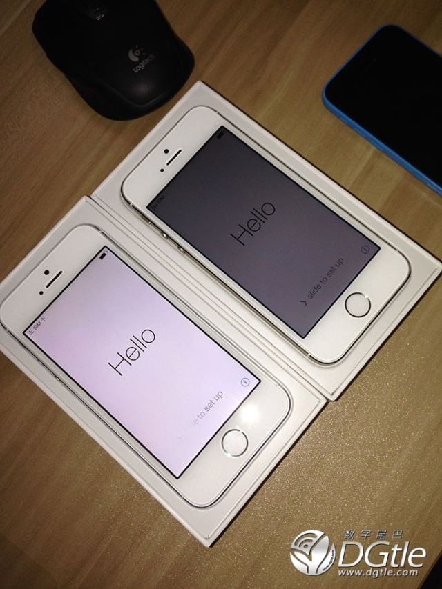 First iPhone 5s Unboxing Photos [Gallery]