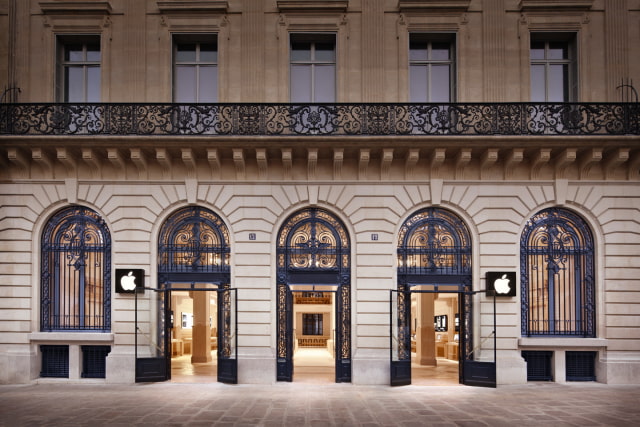 France is Investigating Apple&#039;s Contracts With Carriers
