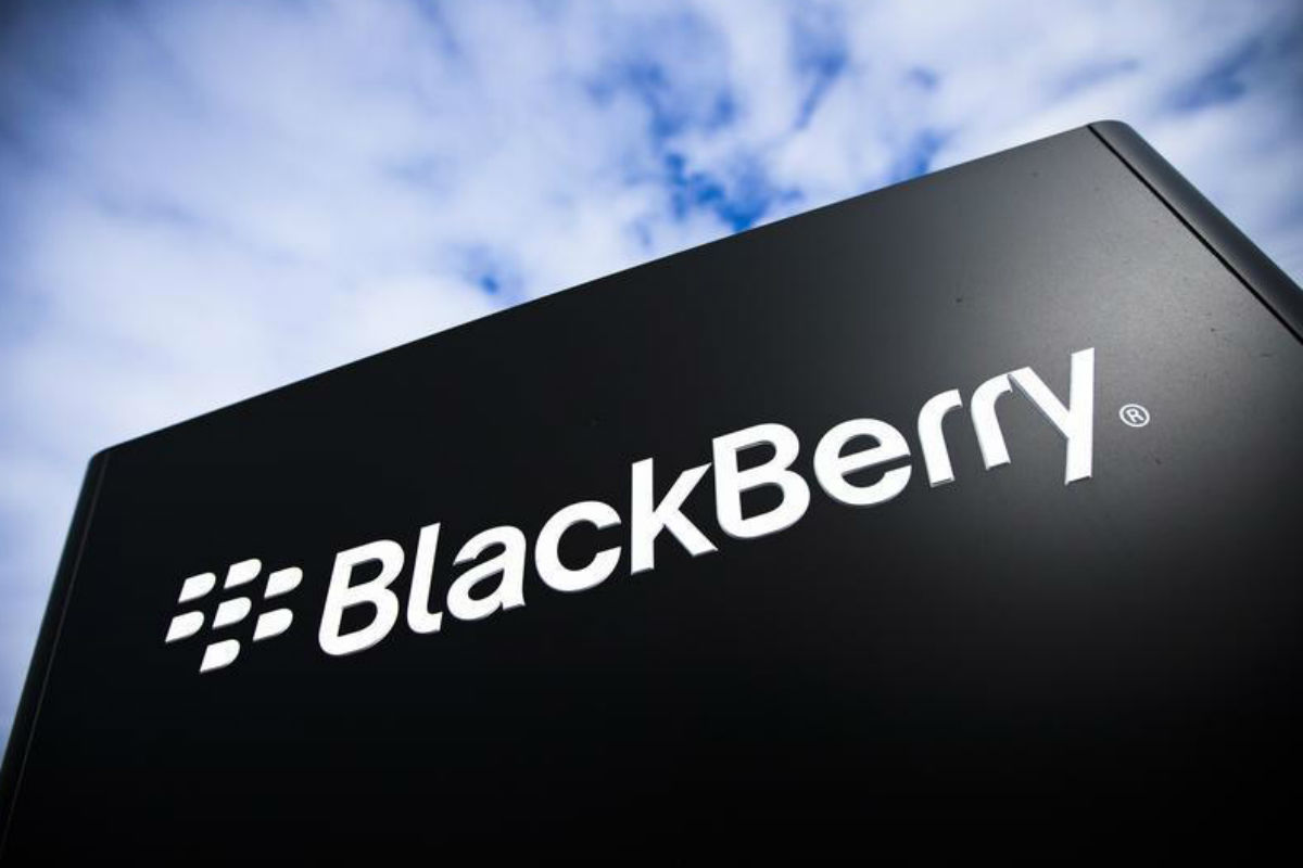 BlackBerry Reports $4.4 Billion Loss Last Quarter, Signs Deal With Foxconn
