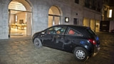 Thieves Smash Car Into Berlin Apple Store Stealing Merchandise 