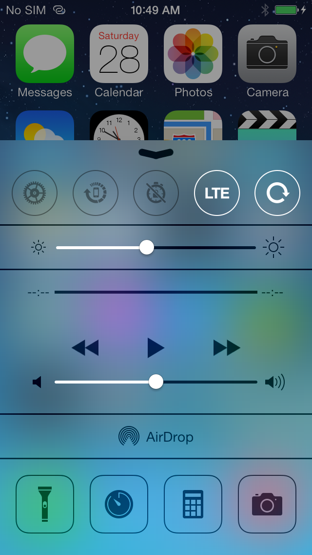 Ryan Petrich Releases Free Beta of FlipControlCenter Tweak