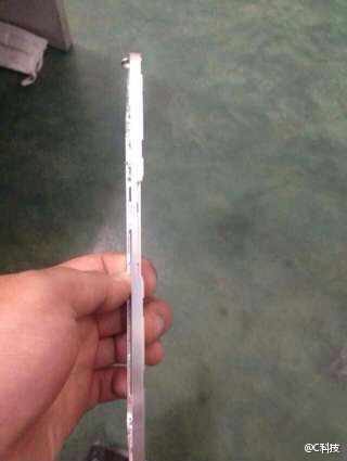 iPhone 6 Metal Frame Allegedly Leaked, Suggests Thin Device