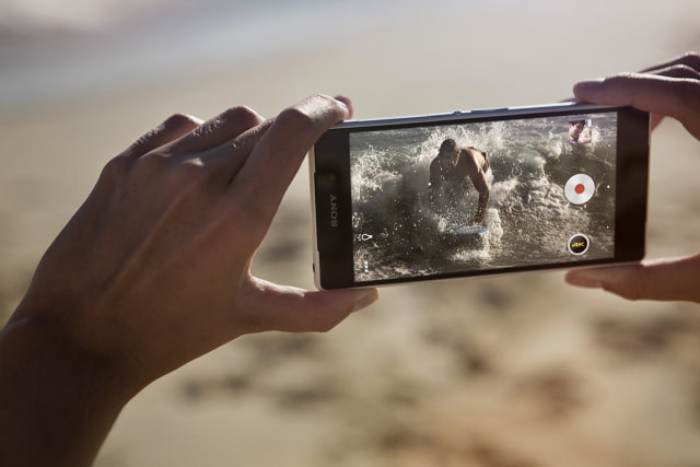 Sony Introduces Its New Xperia Z2 Flagship Waterproof Smartphone [Video]