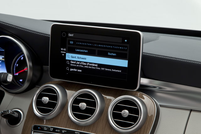 Mercedes-Benz Premieres Apple CarPlay in the New C-Class [Photo Gallery]