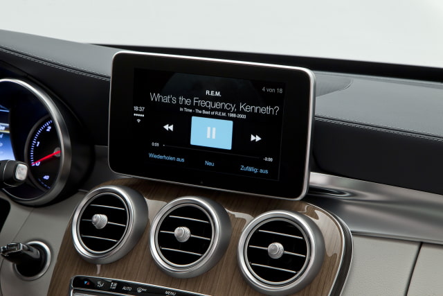 Mercedes-Benz Premieres Apple CarPlay in the New C-Class [Photo Gallery]