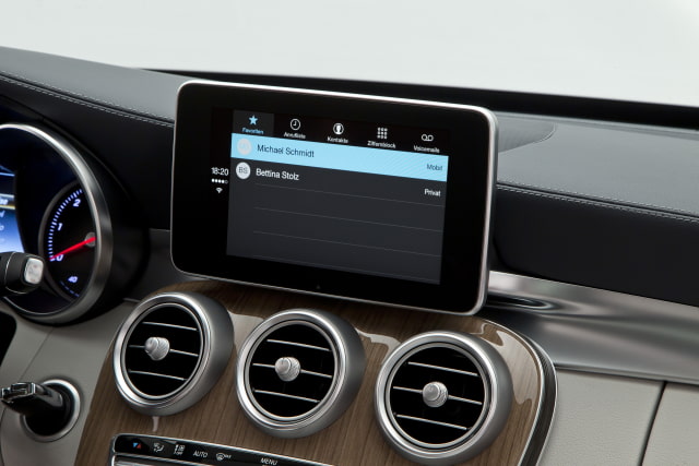 Mercedes-Benz Premieres Apple CarPlay in the New C-Class [Photo Gallery]