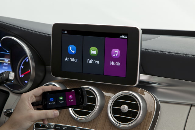 Mercedes-Benz Premieres Apple CarPlay in the New C-Class [Photo Gallery]