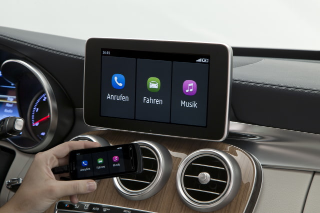 Mercedes-Benz Premieres Apple CarPlay in the New C-Class [Photo Gallery]