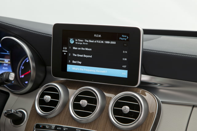 Mercedes-Benz Premieres Apple CarPlay in the New C-Class [Photo Gallery]