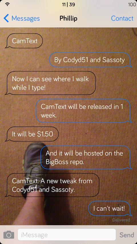CamText Replaces Your Messages Background With Current Camera View