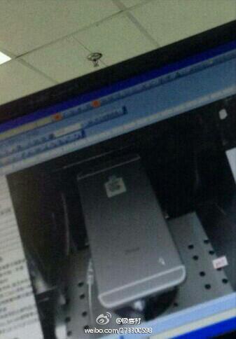 Leaked Photos of the iPhone 6 in Testing at Foxconn?
