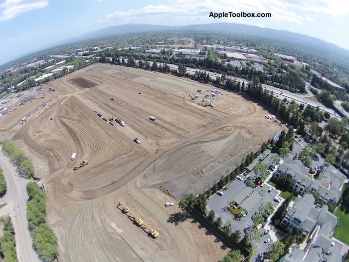 New Aerial Photos Show Apple Campus 2 Beginning to Take Its Spaceship-Like Circular Shape