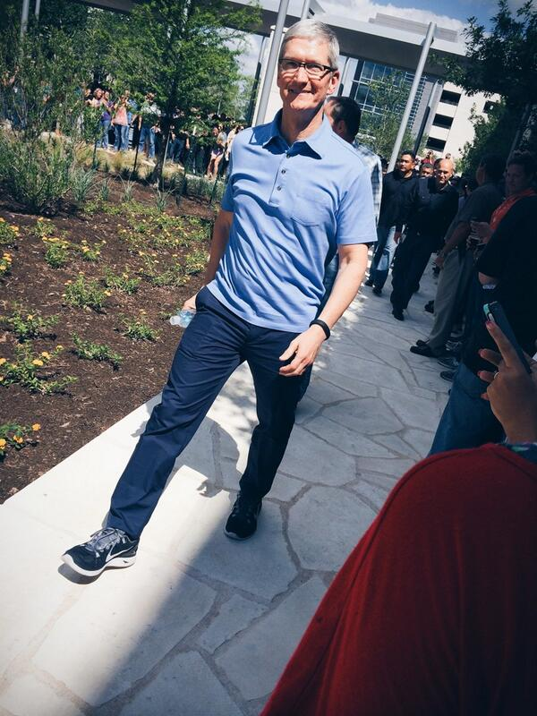 Tim Cook and Eddy Cue Were At the Grand Opening of Apple&#039;s Campus in Austin, Texas [Photos]