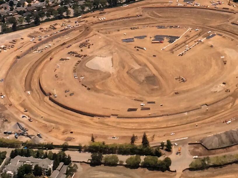 Foundation Walls Going Up at Site of Apple Campus 2 [Photo]