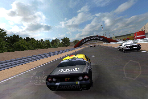 Firemint Real Racing til iPhone Nå Tilgjengelig