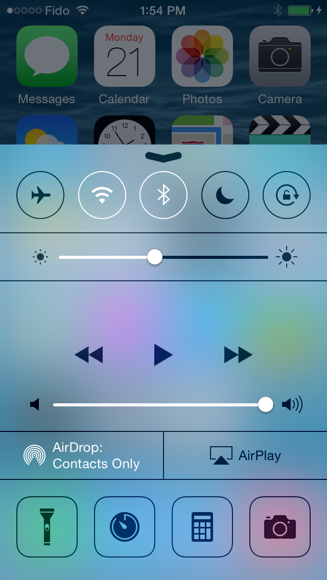 What&#039;s New in iOS 8 Beta 4: Control Center Redesign, Tips App, More
