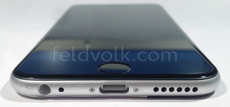 Leaked Photos Show Assembled iPhone 6 Front Panel and Rear Shell for the First Time!