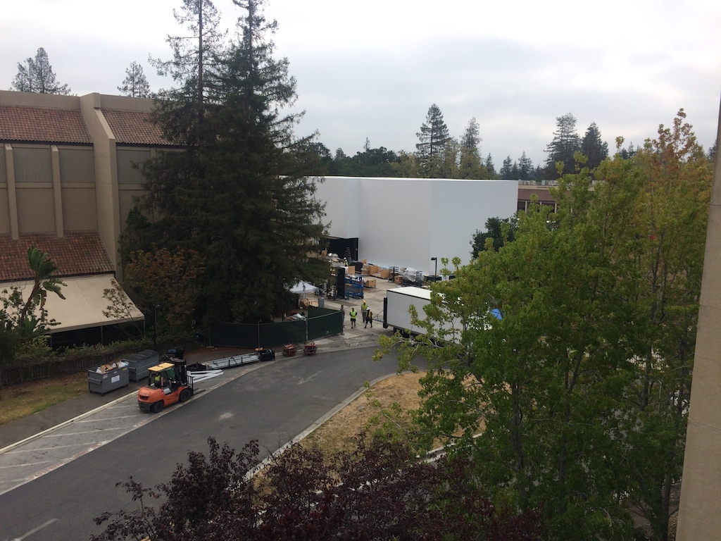 Apple is Building a Massive Structure at the Flint Center Ahead of Expected iPhone 6, iWatch Unveiling