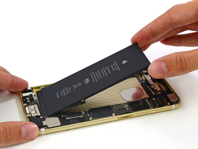 iPhone 6 Plus Teardown Reveals 2915 mAh Battery, 1GB of RAM, More [Photos]