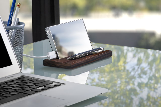 LaCie Unveils &#039;LaCie Mirror&#039; External Hard Drive Encased in Gorilla Glass