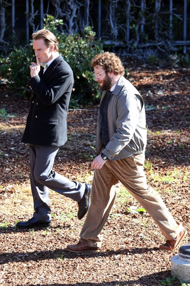 First Photos of Michael Fassbender as Steve Jobs and Seth Rogen as Steve Wozniak