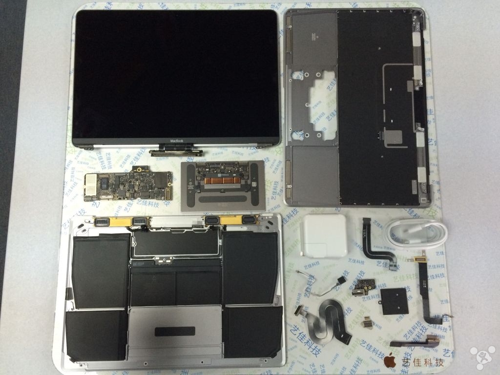 Early Teardown of the New 12-Inch Retina MacBook [Photos]