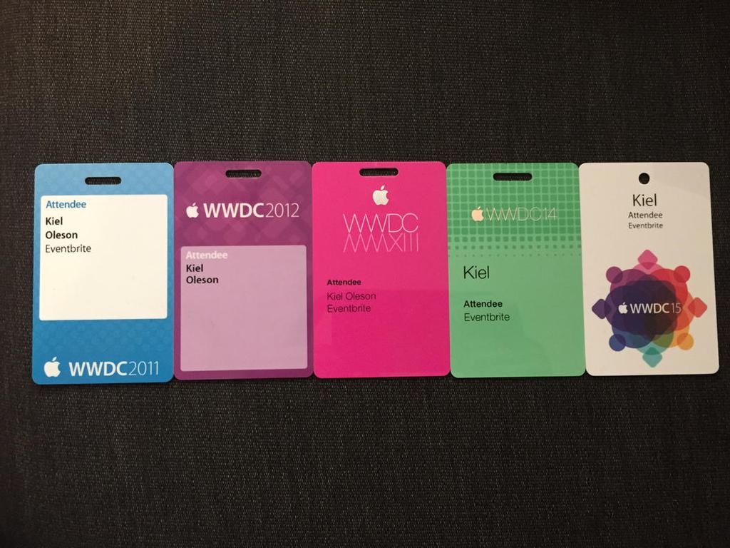 Check Out This Year&#039;s WWDC Jacket and Badge [Photo]
