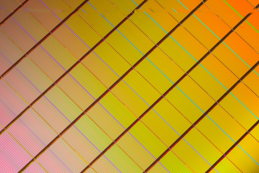 Intel and Micron Announce New 3D XPoint Memory That is 1,000X Faster Than Today&#039;s SSDs