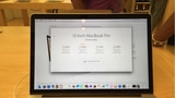 Apple Replaces iPad Smart Signs With New 'Pricing' Apps [Photos]